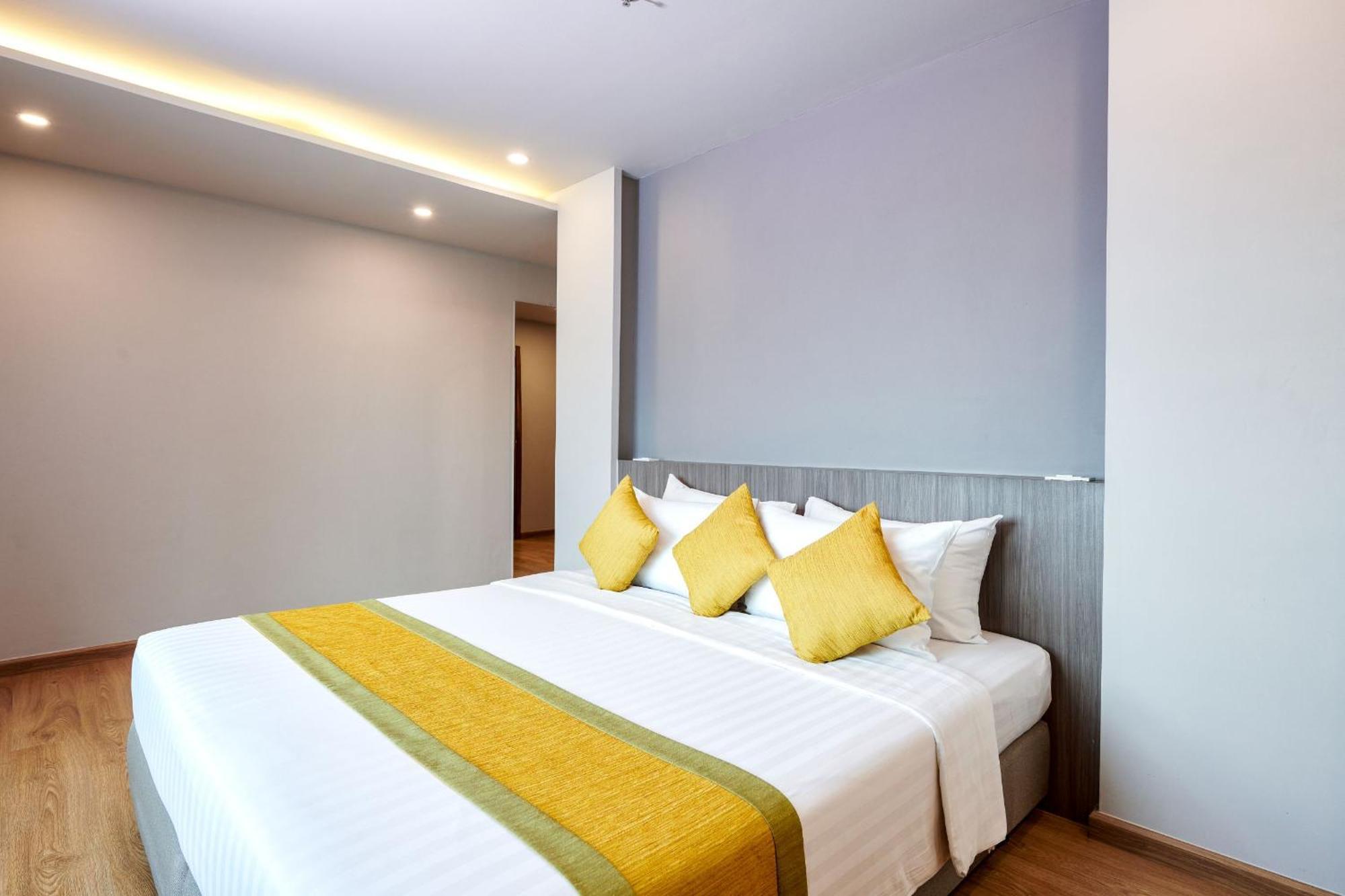 Tk Palace Hotel&convention - Sha Extra Hotel Bangkok