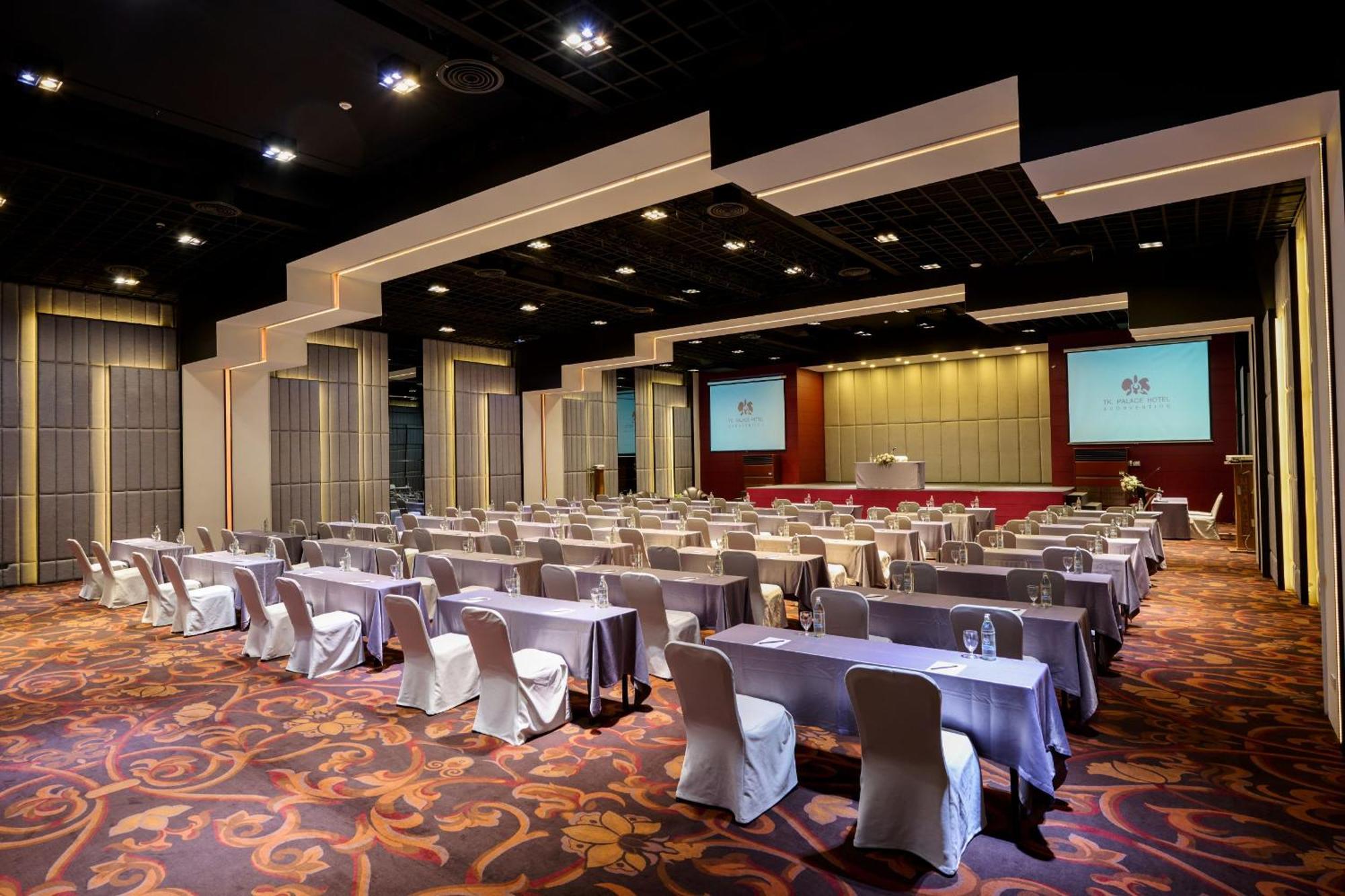 Tk Palace Hotel&convention - Sha Extra Hotel